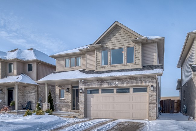 1455 Riverbend Road - London - Ontario - Byron West