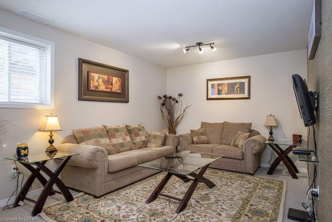 1921 Father Dalton Avenue Unit 59 - London Ontario - Sunningdale Meadows