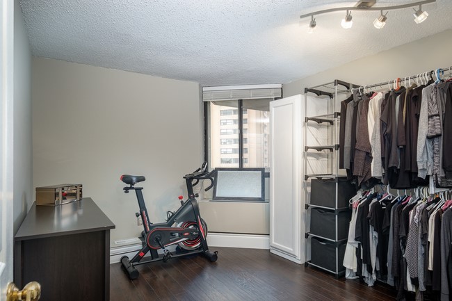 363 Colborne Street Unit 1006 - London Ontario - Downtown