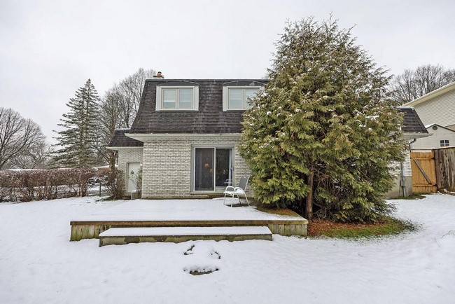 11 Winding Way Crescent - London Ontario - White Hills