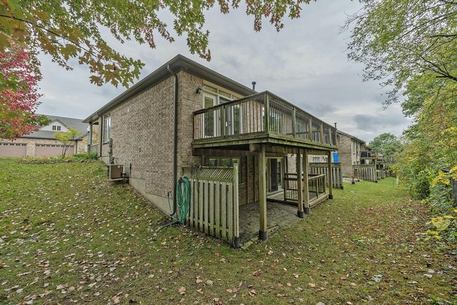 578 Mcgarrell Place - Unit 22 - London Ontario - Sunningdale