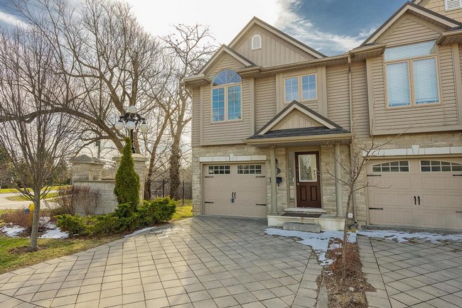 582 Hyde Park Road Unit 1 - London Ontario - Oakridge - Sifton Bog