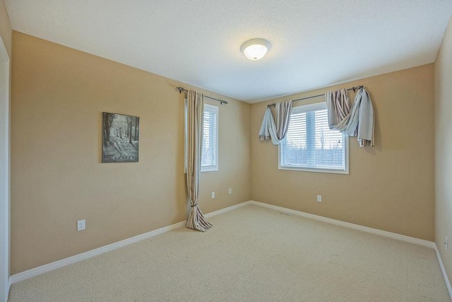 582 Hyde Park Road Unit 1 - London Ontario - Oakridge - Sifton Bog