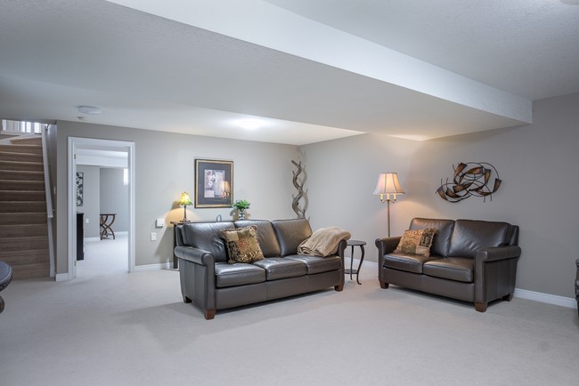 800 Commissioners Road West Unit 10 - London Ontario -  Byron - Westmount